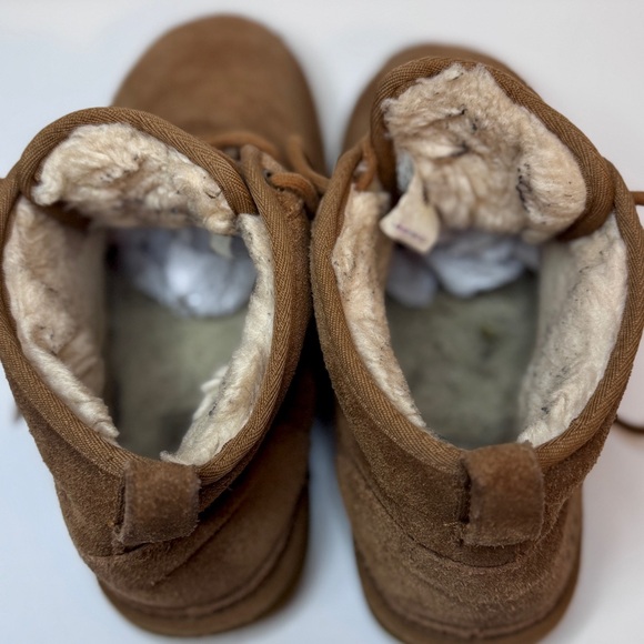 UGG Chestnut Suede Lace Up Chukka Boots Women’s 9 Shearling Lined - Picture 11 of 11